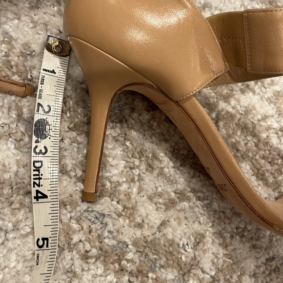 Jimmy Choo Leather
Sandals Size 40.5 - Picture 9 of 10